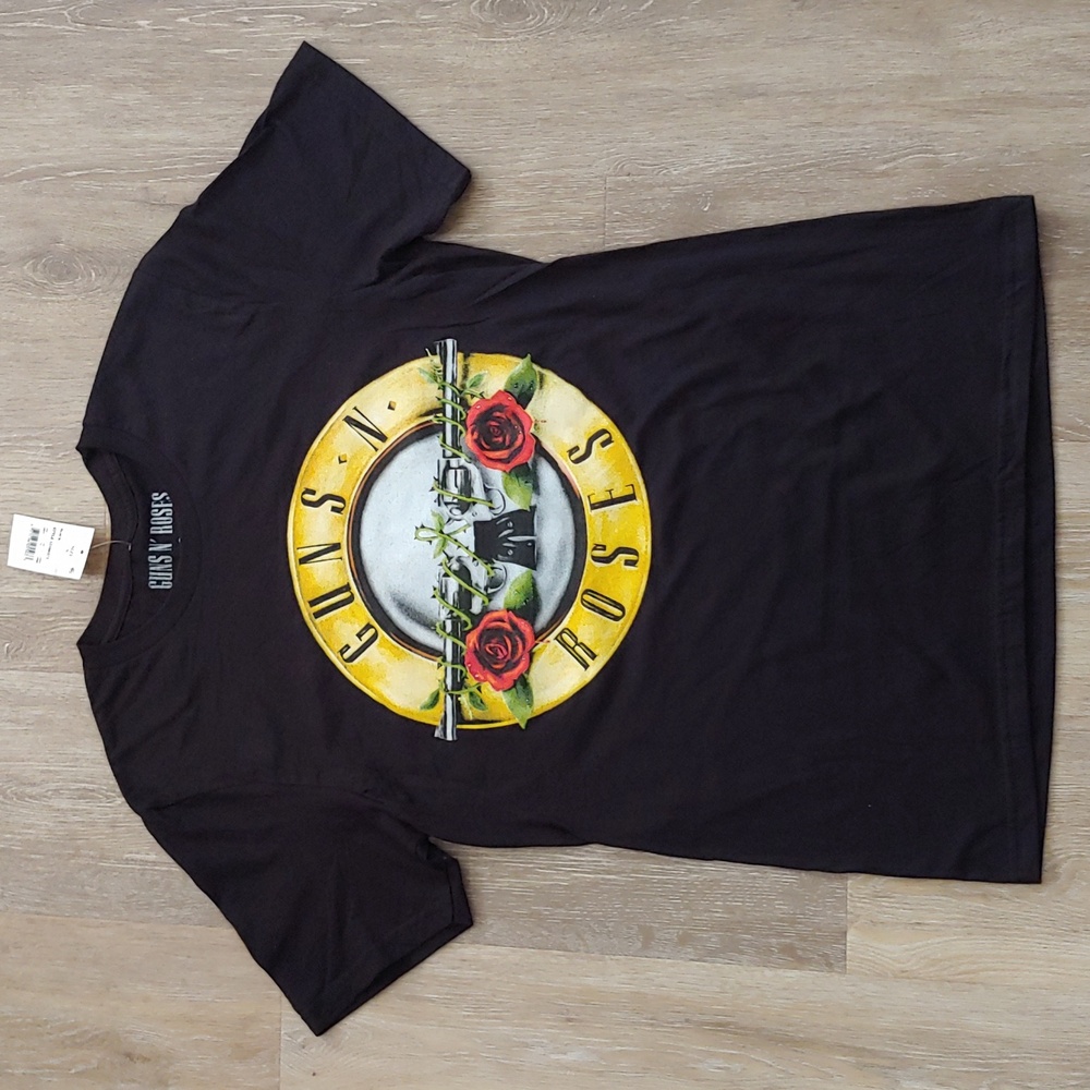 NWT Guns N Roses Graphic T-Shirt Black Size S